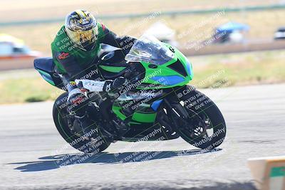 media/Oct-14-2023-TrackXperience (Sat) [[0517685739]]/Level 1/session 5 turn 12/
